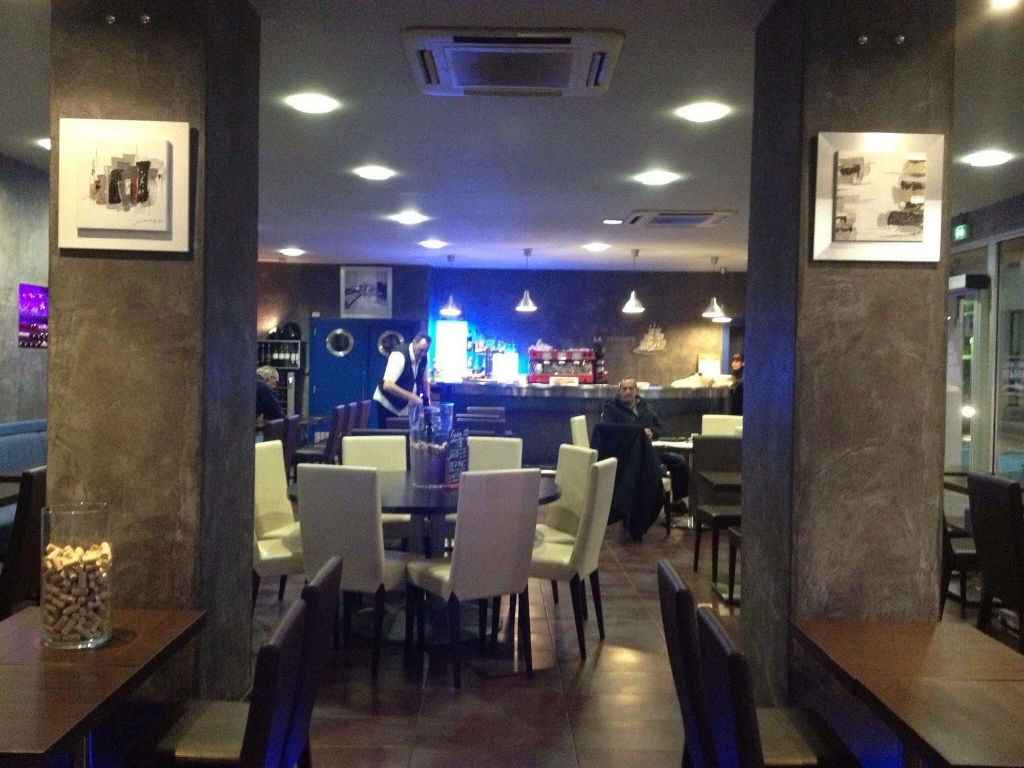 Hotel Restaurant La Fregate La Seyne-sur-Mer Eksteriør bilde